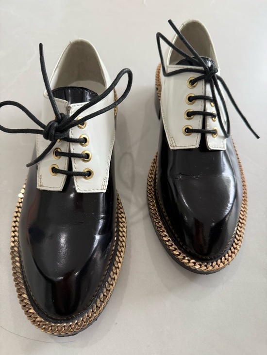 Sandro Paris Other - SANDRO Women’s Black and White Lace-Up Oxford with Gold Chain Trim